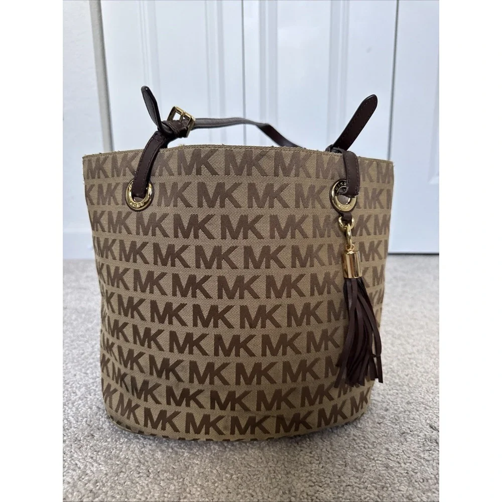 Michael Kors Signature Logo Tassel Bag w/‎ Leather Straps